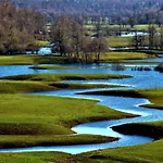 Sefic 3* Planina (Notranjska)