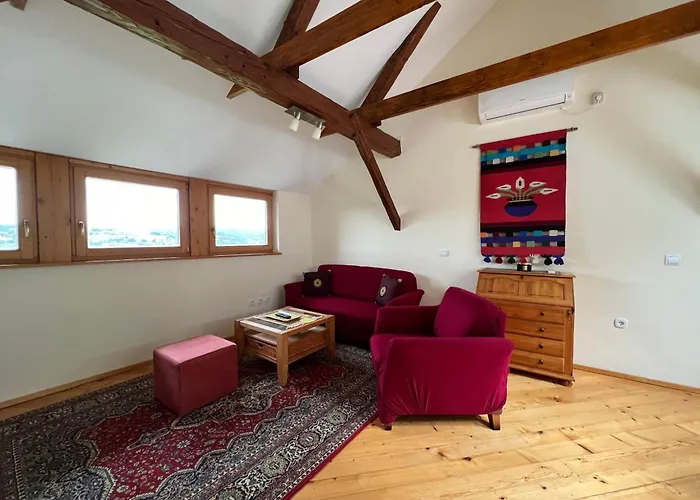 Sefic Vendégház 3*