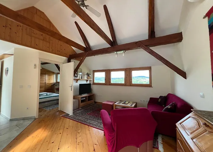 Vendégház Sefic 3*